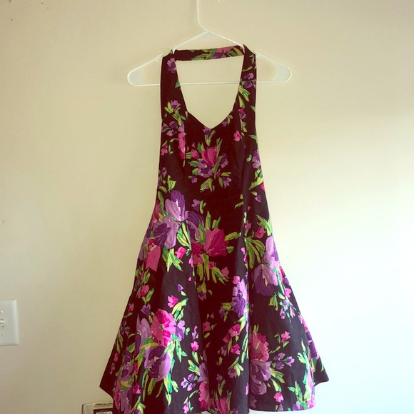 Halter floral dress - Picture 1 of 1